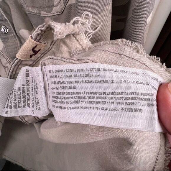 Bundle of two Hollister denim button shirts 🖤 extra small - Picture 7 of 13